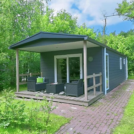 4P Chalet Tolve Met 4 Fietsen Vlakbij Natuurgebieden Drents Friese Wold, Fochteloerveen En Gevangenisdorp Veenhuizen Oosterwolde  Dış mekan fotoğraf