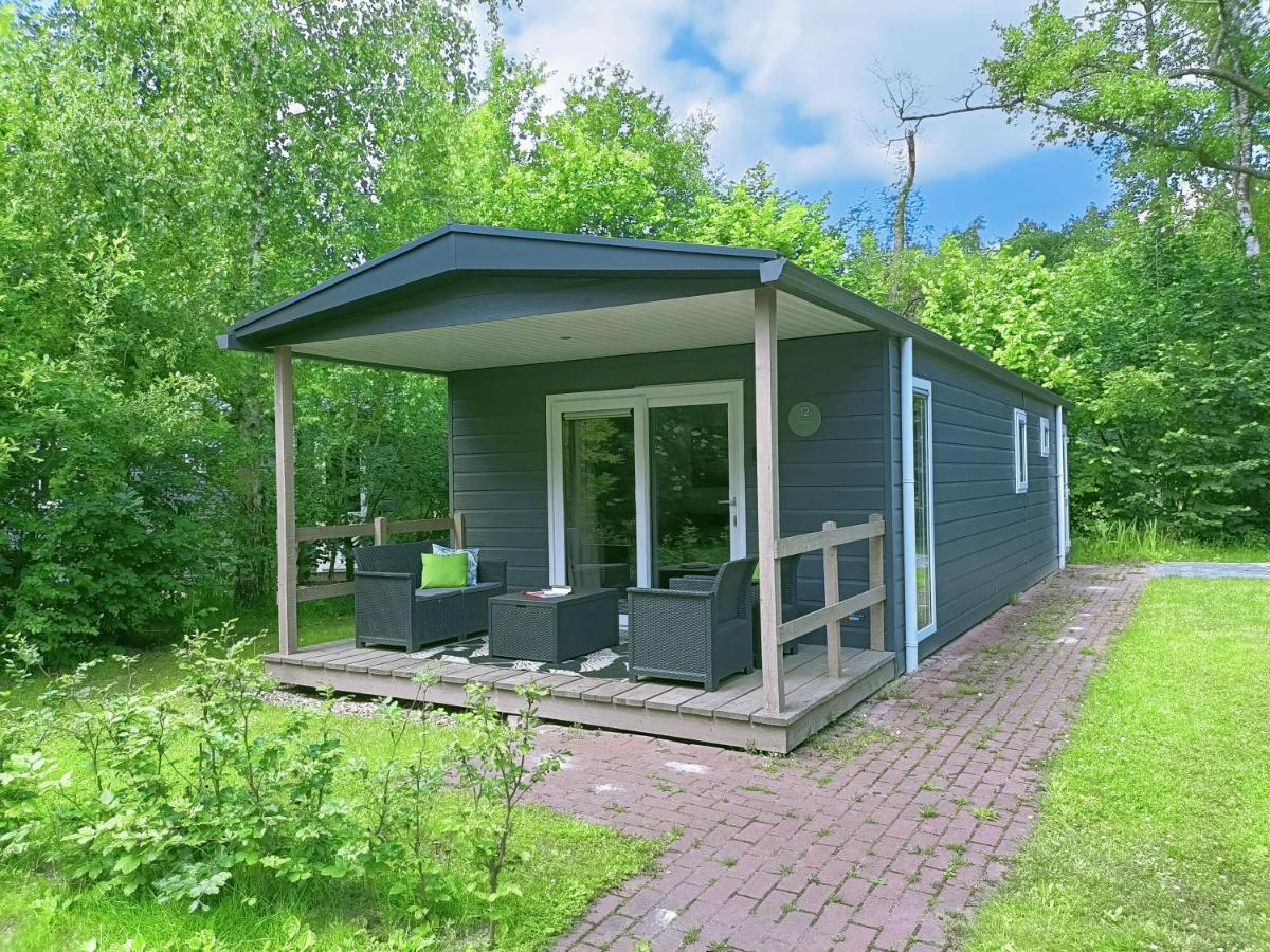 4P Chalet Tolve Met 4 Fietsen Vlakbij Natuurgebieden Drents Friese Wold, Fochteloerveen En Gevangenisdorp Veenhuizen Oosterwolde  Dış mekan fotoğraf