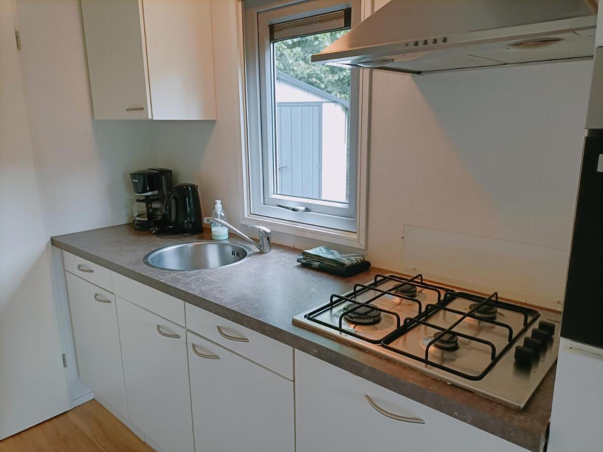4P Chalet Tolve Met 4 Fietsen Vlakbij Natuurgebieden Drents Friese Wold, Fochteloerveen En Gevangenisdorp Veenhuizen Oosterwolde  Dış mekan fotoğraf