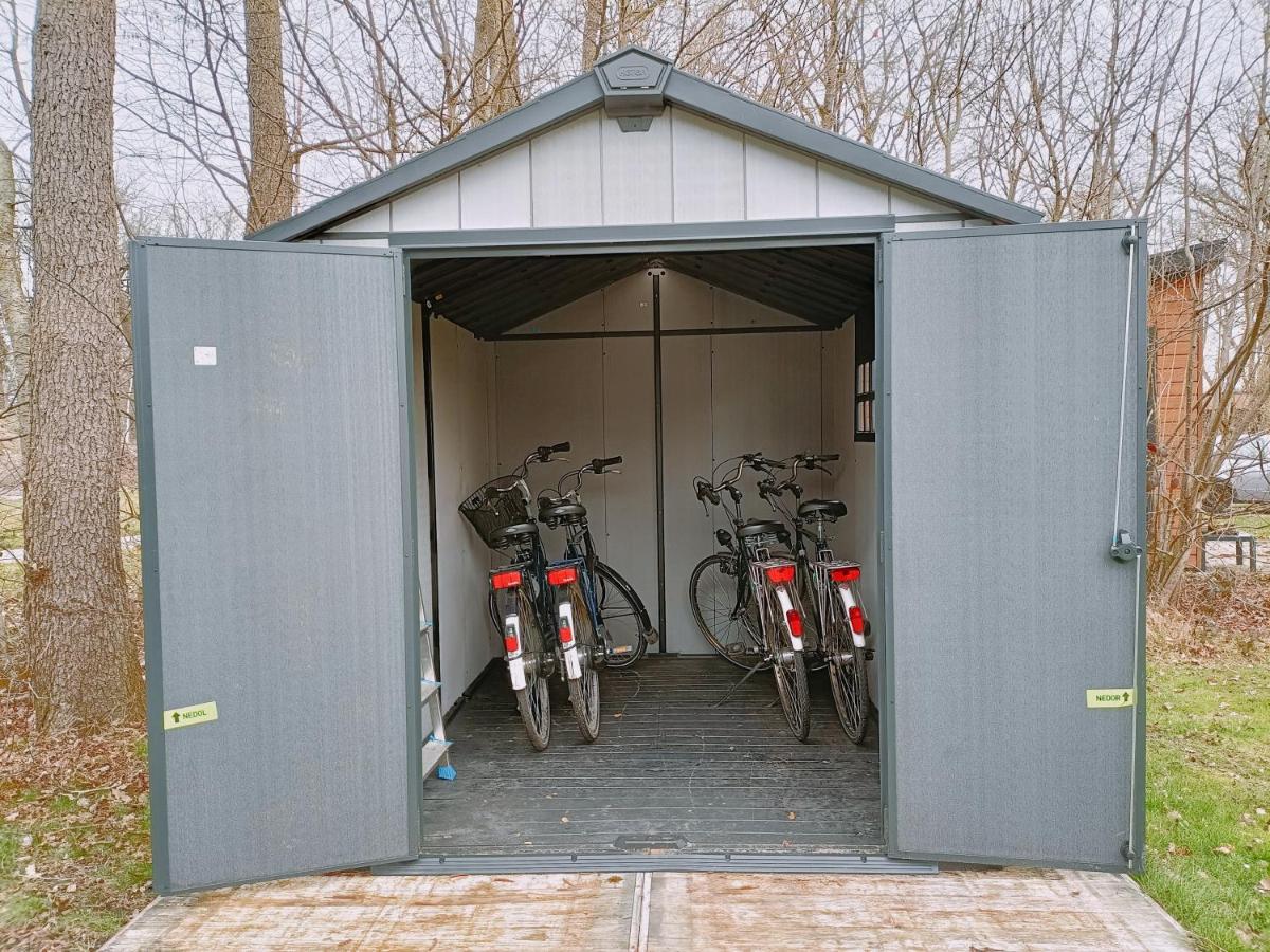 4P Chalet Tolve Met 4 Fietsen Vlakbij Natuurgebieden Drents Friese Wold, Fochteloerveen En Gevangenisdorp Veenhuizen Oosterwolde  Dış mekan fotoğraf